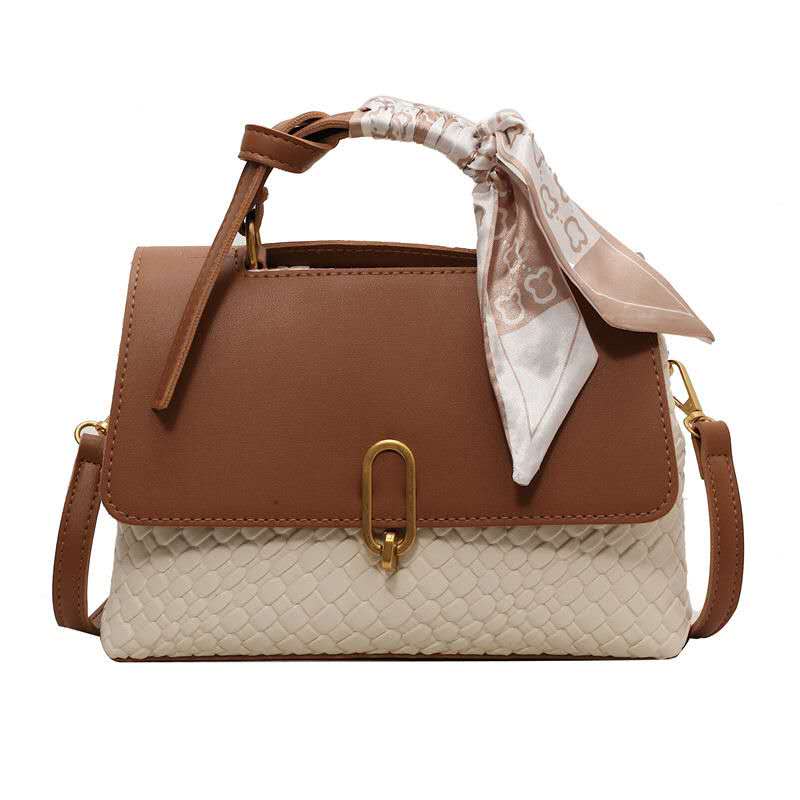 NEW WAVE SQUARE SHOULDER BAG