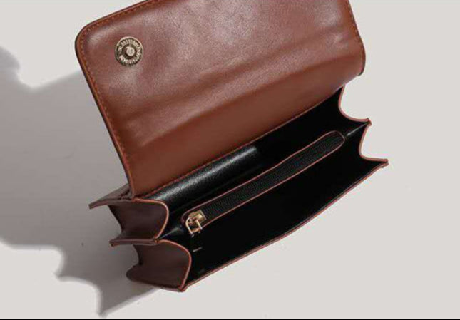 RETRO CROSSBODY BROWN SQUARE BAG