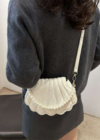 ELEGANT PEARL CHAIN SHELL BAG