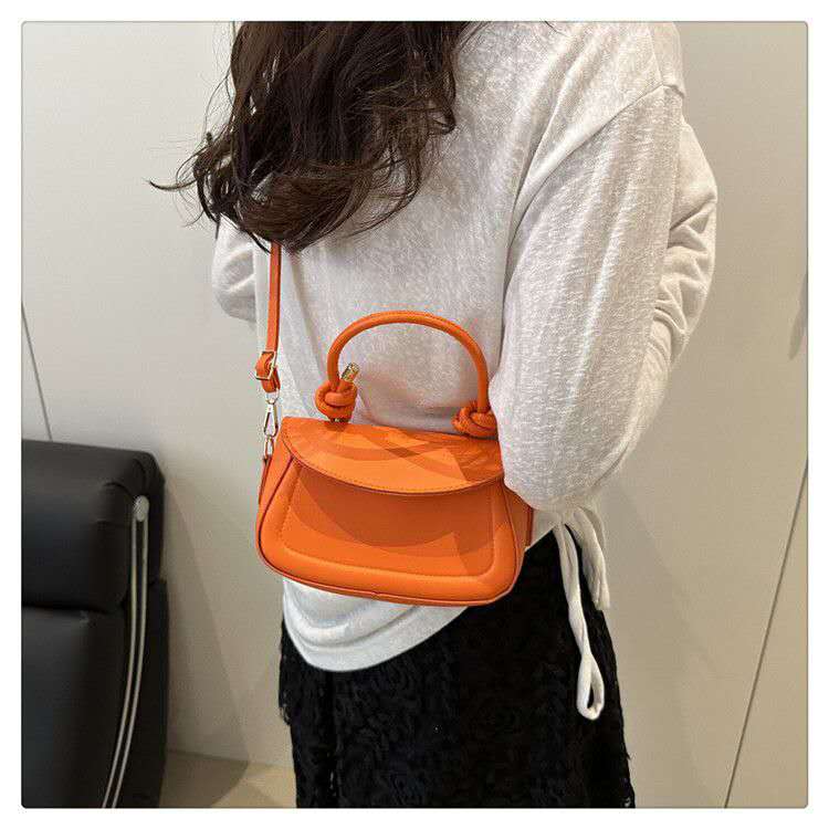 TEXTURED SOLID COLOUR ONE-SHOULDER CROSSBODY BAG