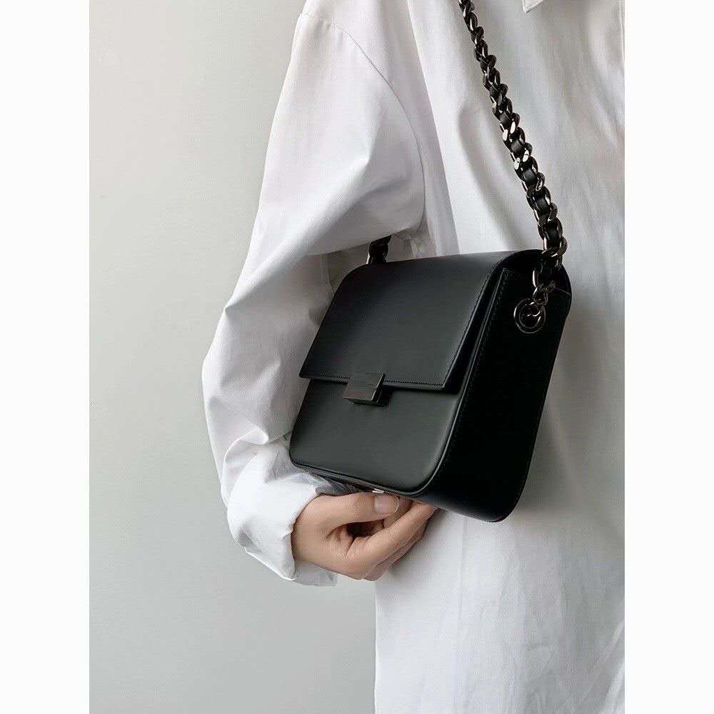 SMALL SQUARE CROSSBODY BAG