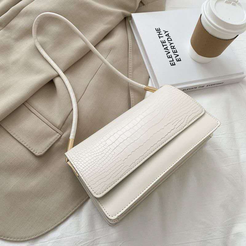 KOREAN RETRO SHOULDER BAG
